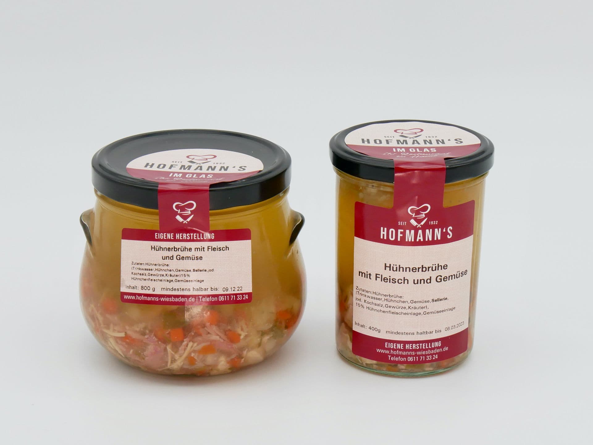 Hühnerbrühe mit Fleisch und Gemüse